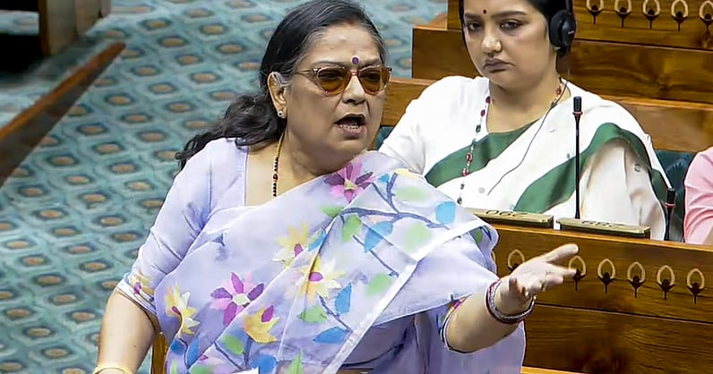 TMC में ‘गृहयुद्ध’: ममता के एक महिला सांसद ने अपनी ही पार्टी के दिग्गज सांसद के ऊपर लगाए संगीन आरोप !