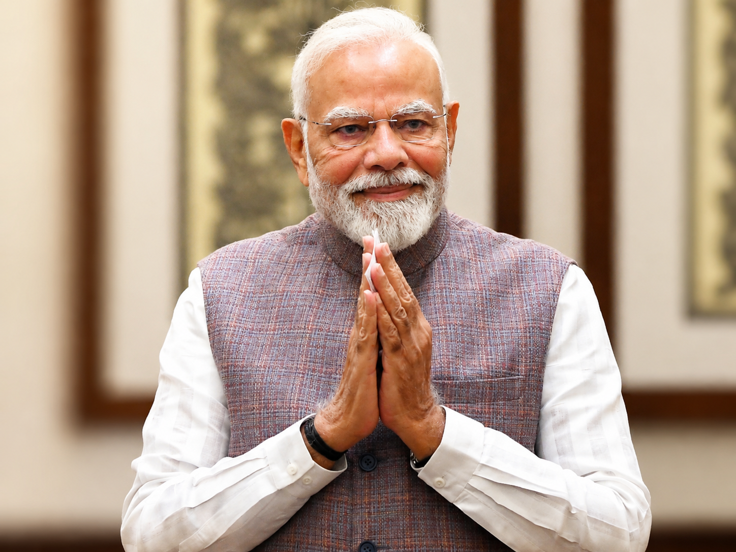 अचानक खंभे पर क्यों चढ़ गए थे पीएम मोदी? वजह जानकर रह जाएंगे हैरान !