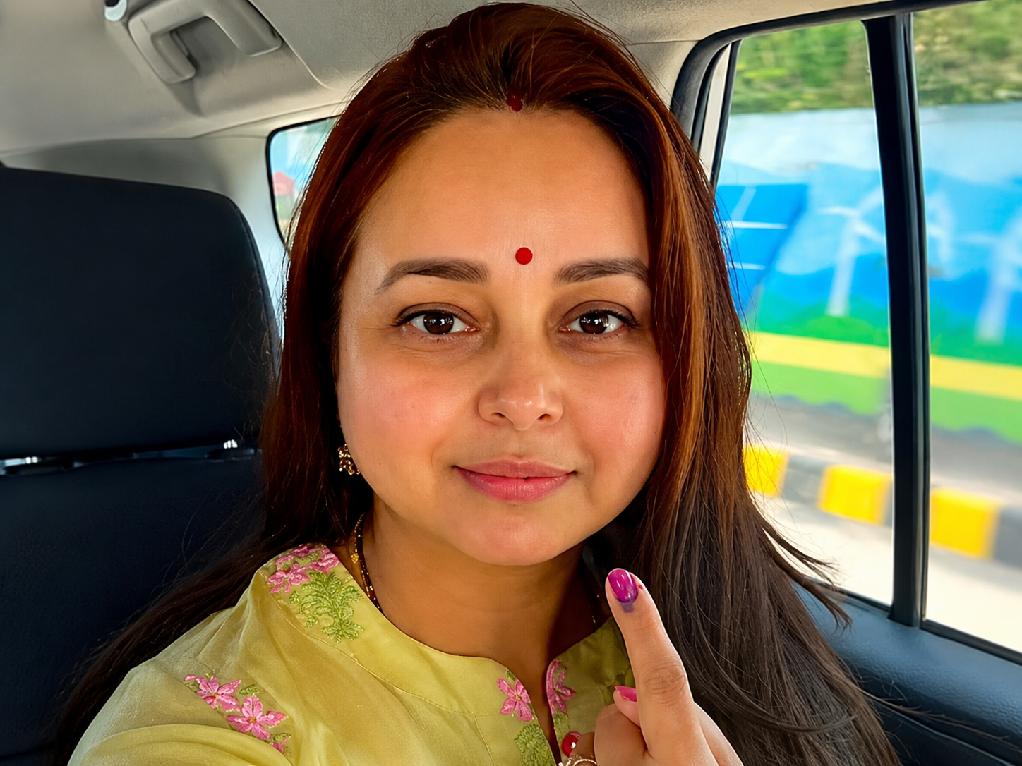 पासपोर्ट पर विदेश मंत्रालय के बयान से छिड़ी बहस, रोहिणी आचार्य ने सरकार से पूछे तीखे सवाल