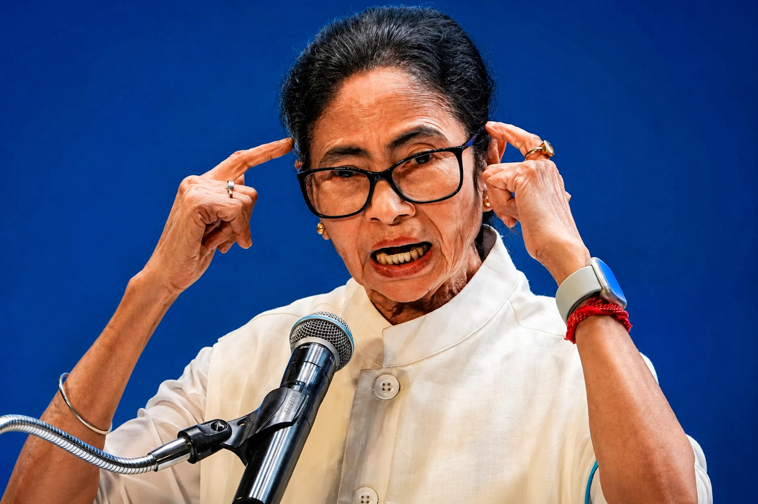 ममता बनर्जी को ‘गद्दार’ कहने पर सियासी घमासान, अग्निमित्रा पॉल ने दिया बड़ा बयान