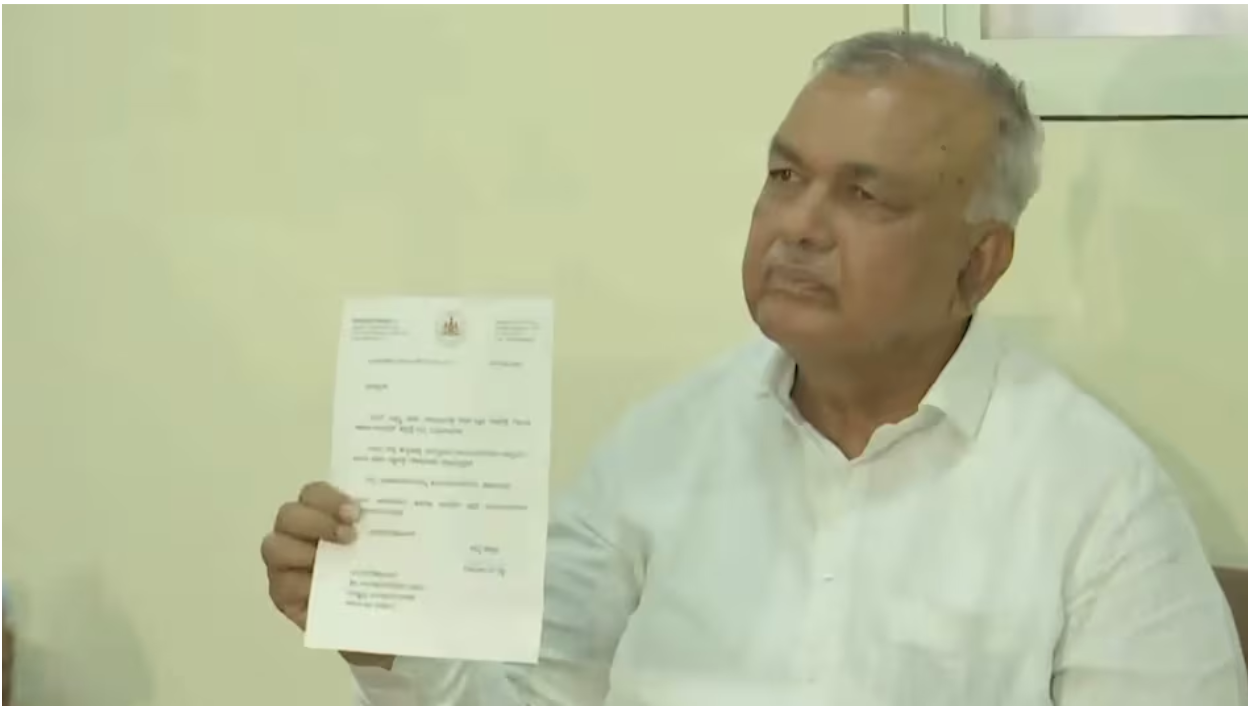 कर्नाटक में सीएम बदला, लेकिन कांग्रेस का नाटक नहीं, मनमाना मंत्रालय नहीं मिला तो दे दिया इस्तीफा