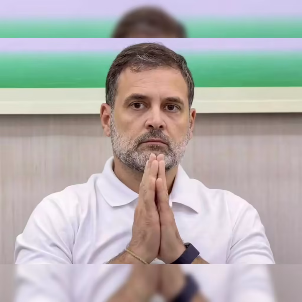 extremely-sad-distressing-rahul-gandhi-expresses-grief-over-jalgaon-train-mishap