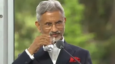 फिनलैंड में विदेश मंत्री जयशंकर की दहाड़, यूरोप को विदेश मंत्री ने किया एक्सपोज़